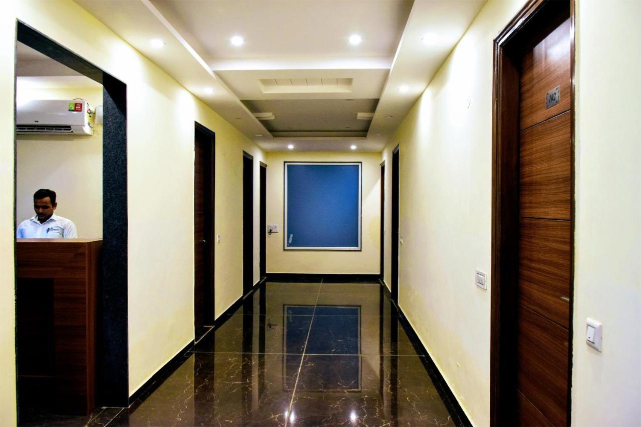 Hotel When In Gurgaon - Opposite To Artemis Hospital Exteriör bild