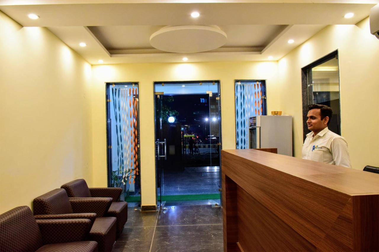 Hotel When In Gurgaon - Opposite To Artemis Hospital Exteriör bild